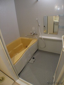 �o�X���[��