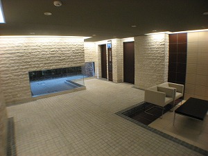 �G���g�����X��